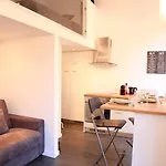 Studio Mezzanine Rue Pieta